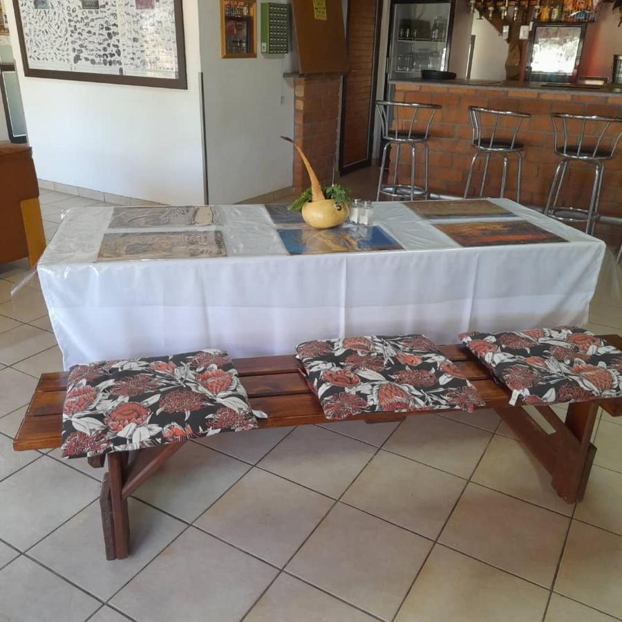 Ombo Rest Camp Hotel Okahandja Luaran gambar