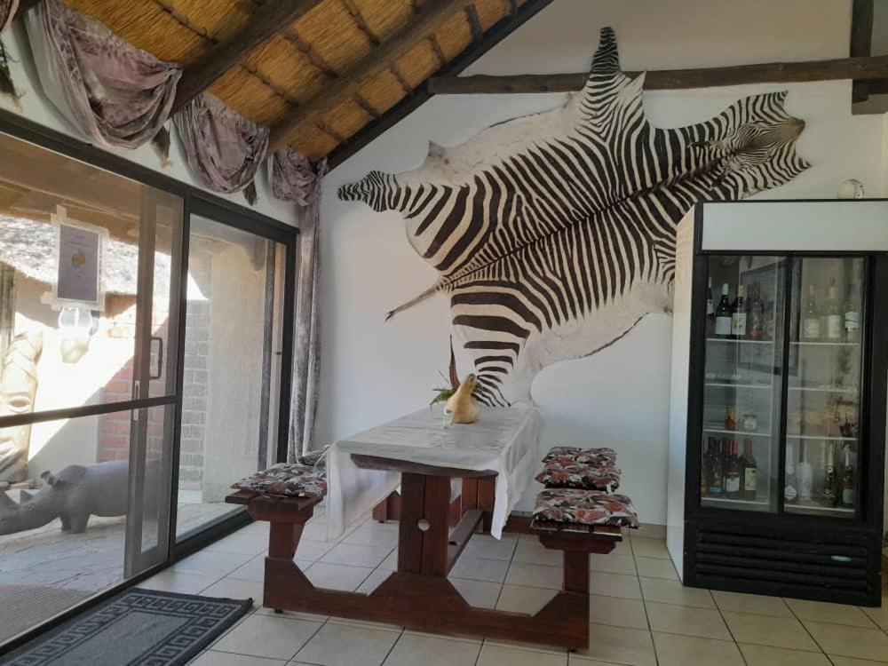 Ombo Rest Camp Hotel Okahandja Luaran gambar